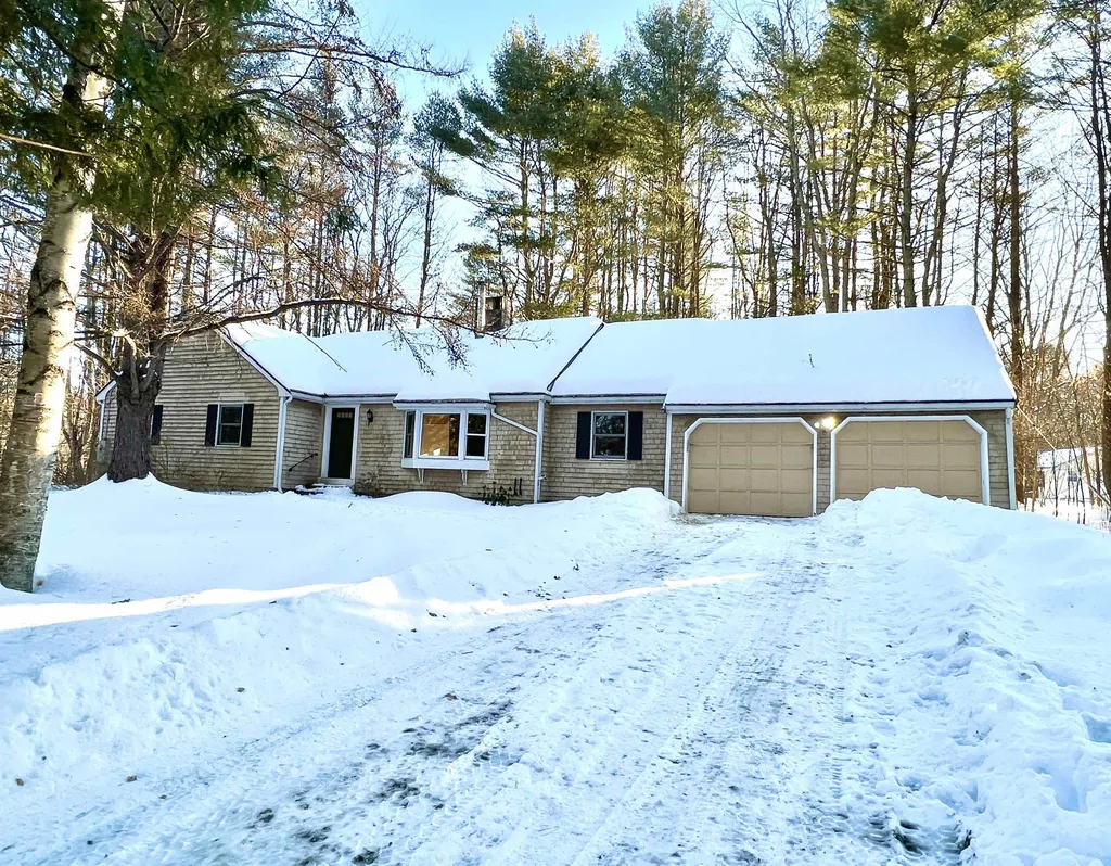 7 Birch Brook Road Hanover NH 03755