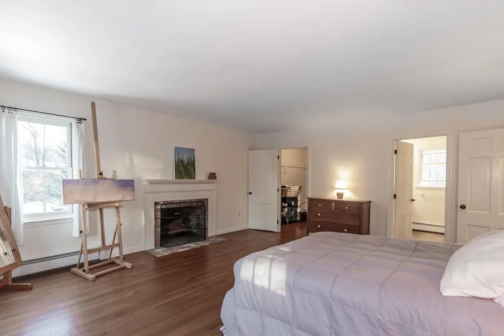 98 Christian Hill Road Amherst NH 03031