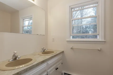 98 Christian Hill Road Amherst NH 03031
