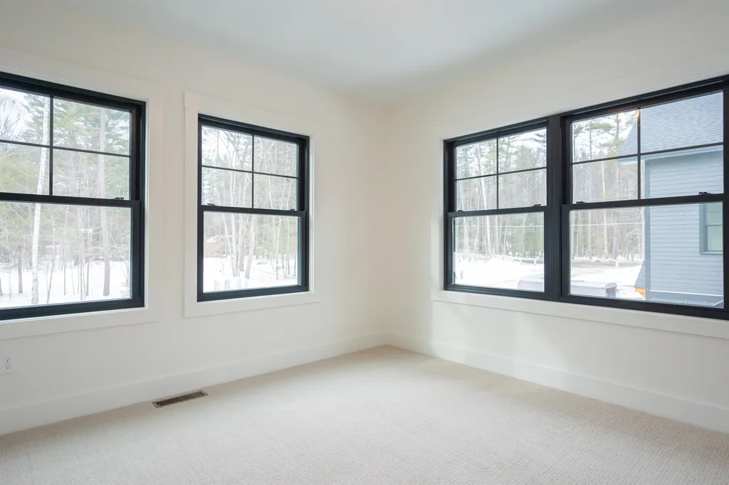 55c Whitaker Lane Conway NH 03860