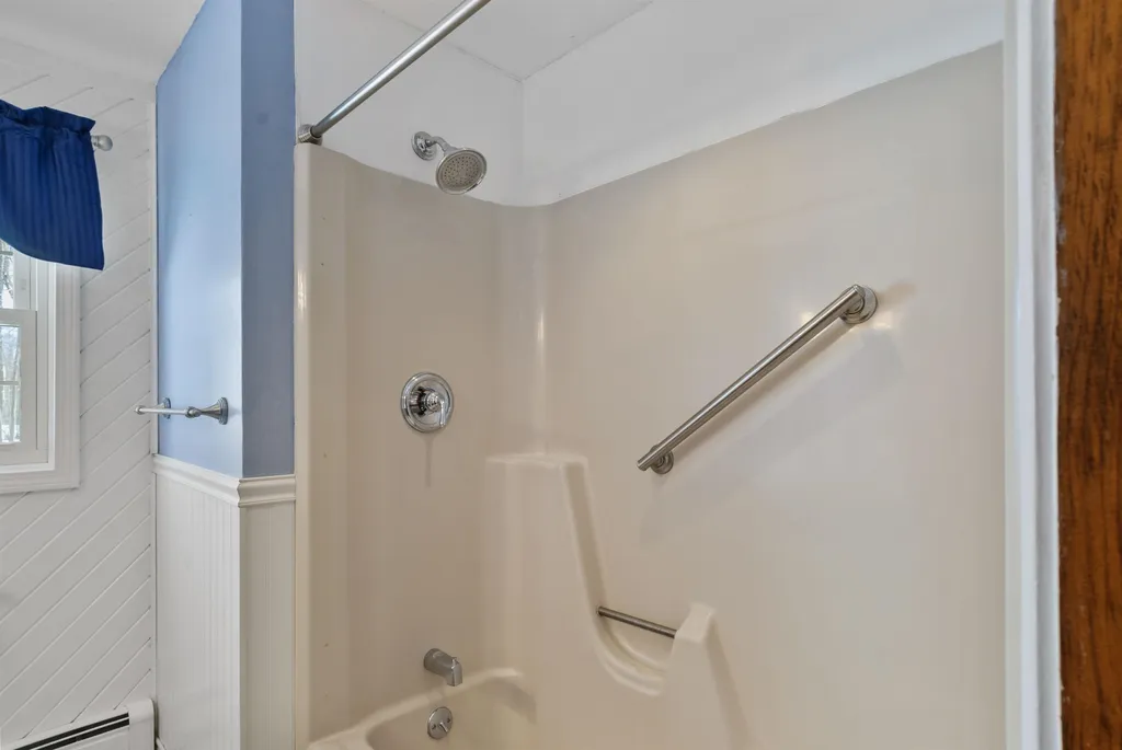 24 Coburn Hill Road Danville NH 03819