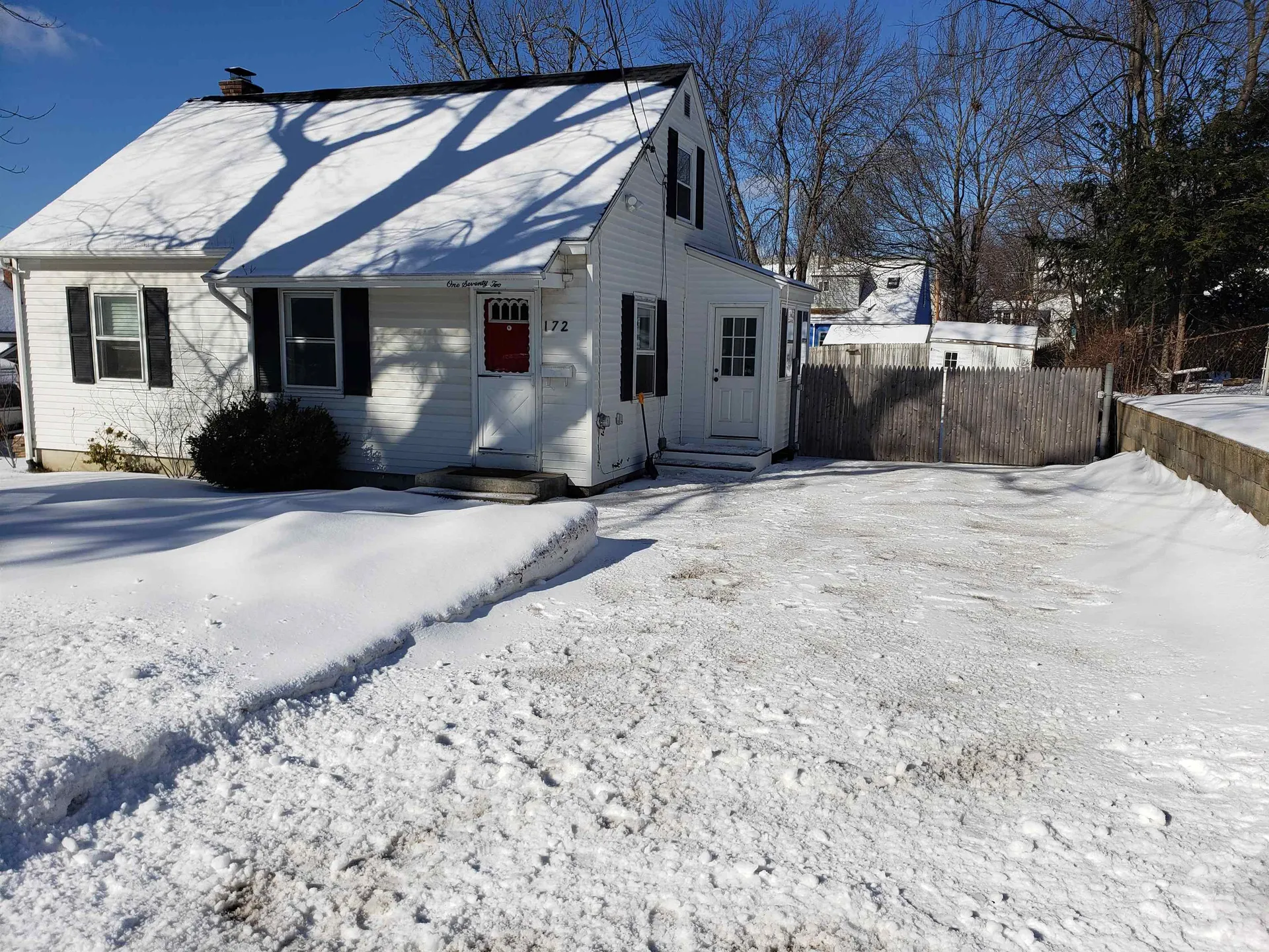 172 Holly Avenue Manchester NH 03103