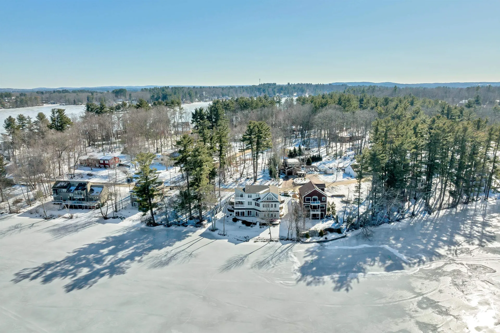 31 West Shore Road Windham NH 03087