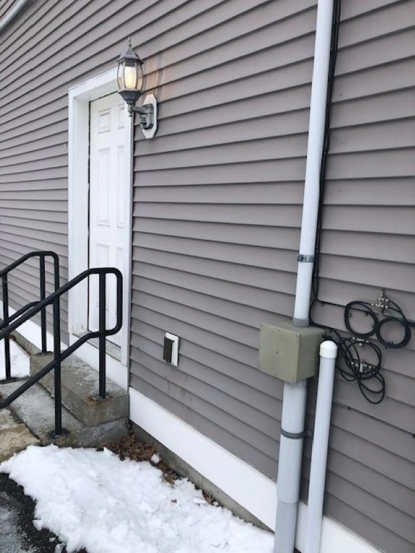 54 Airport Road Concord NH 03301