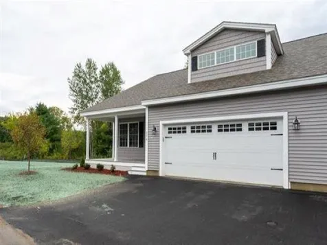 40a Brackett Lane Hudson NH 03051