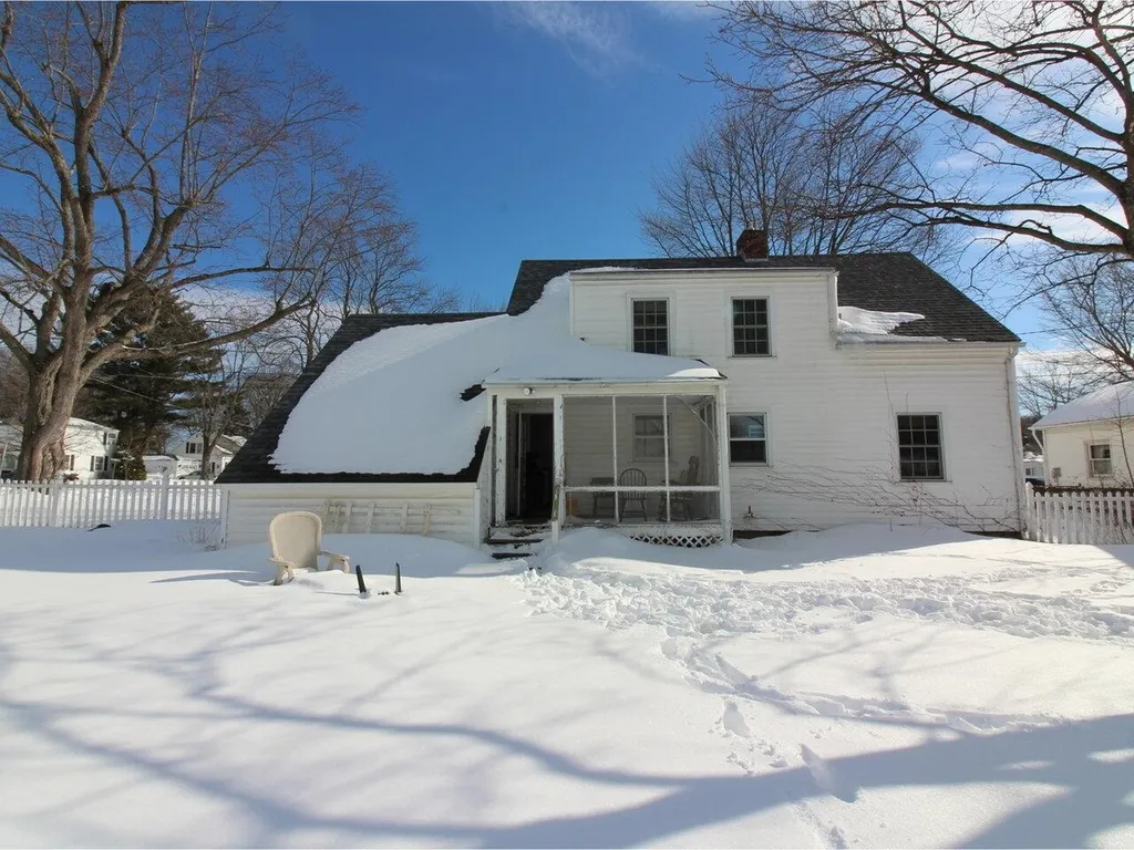 26 Saratoga Avenue Burlington VT 05408