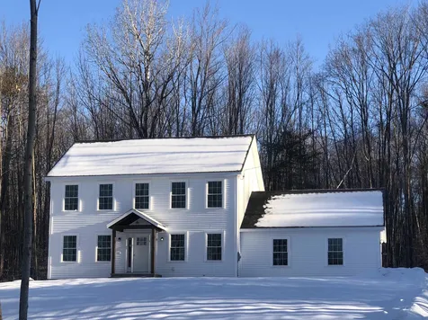 18 Duncan Road Hancock NH 03449