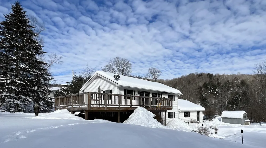 85 Brook Road Strafford VT 05072