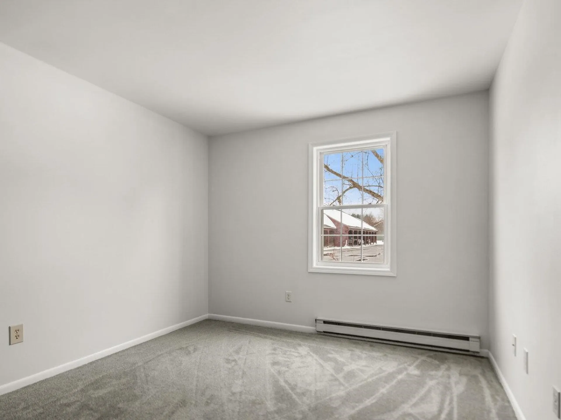 127 N Twin Oaks Terrace South Burlington VT 05403