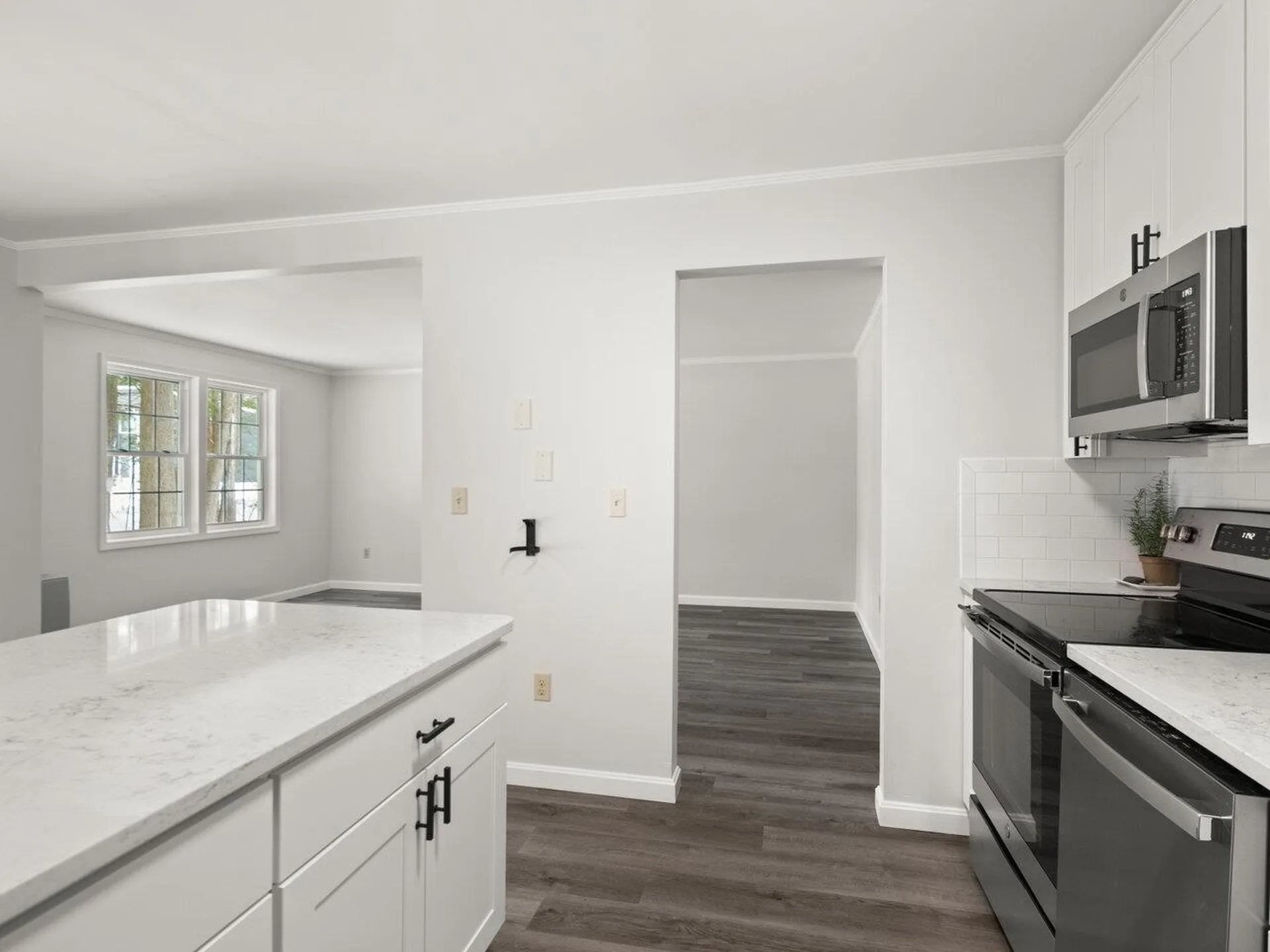 127 N Twin Oaks Terrace South Burlington VT 05403