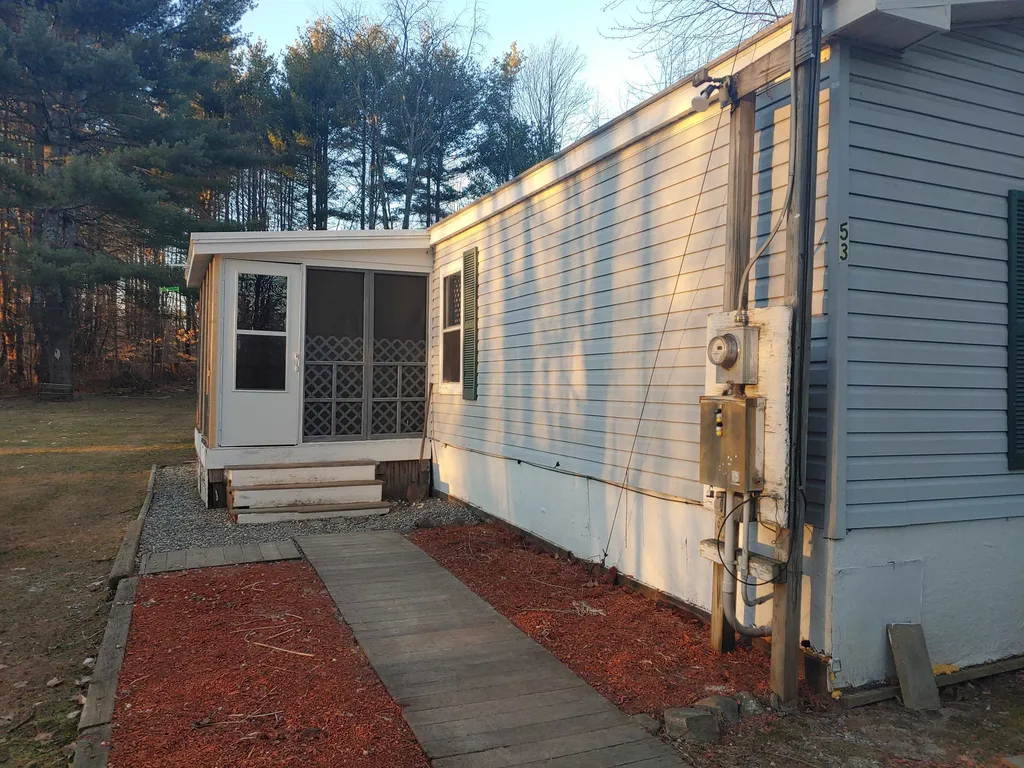 53 Jenness Road Epping NH 03042