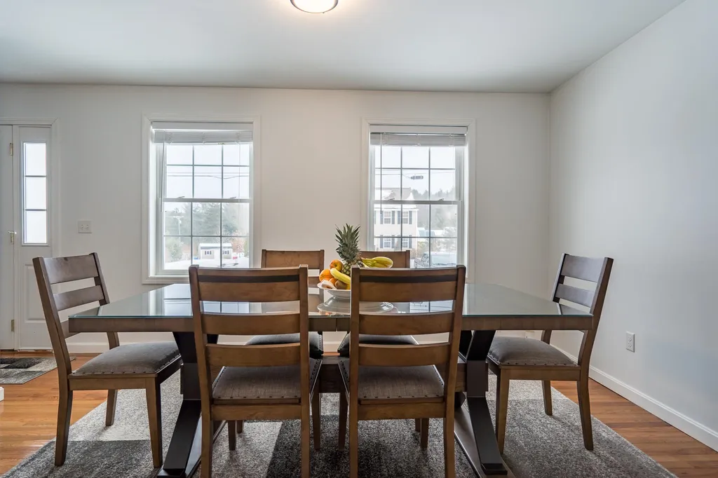 8 Fessenden Lane Weare NH 03281