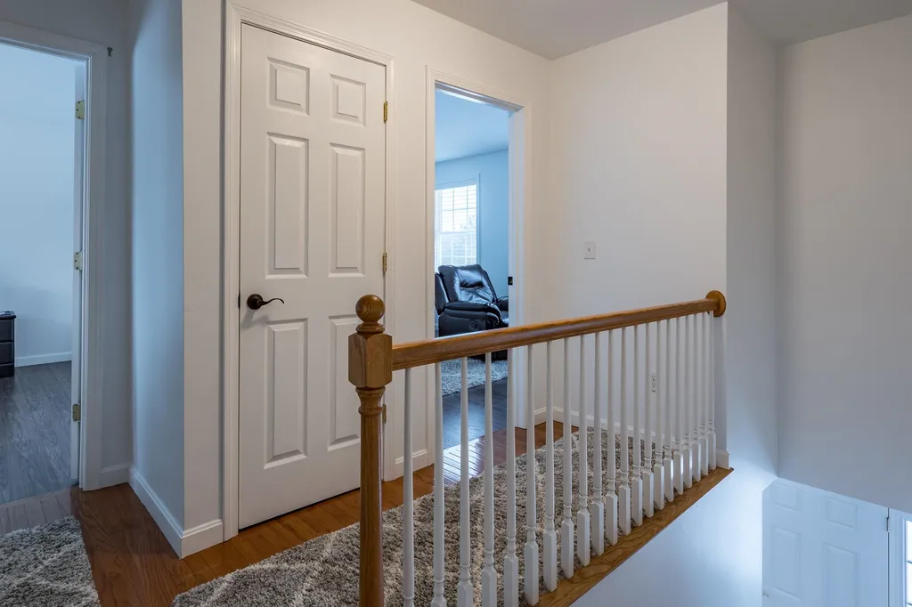 8 Fessenden Lane Weare NH 03281