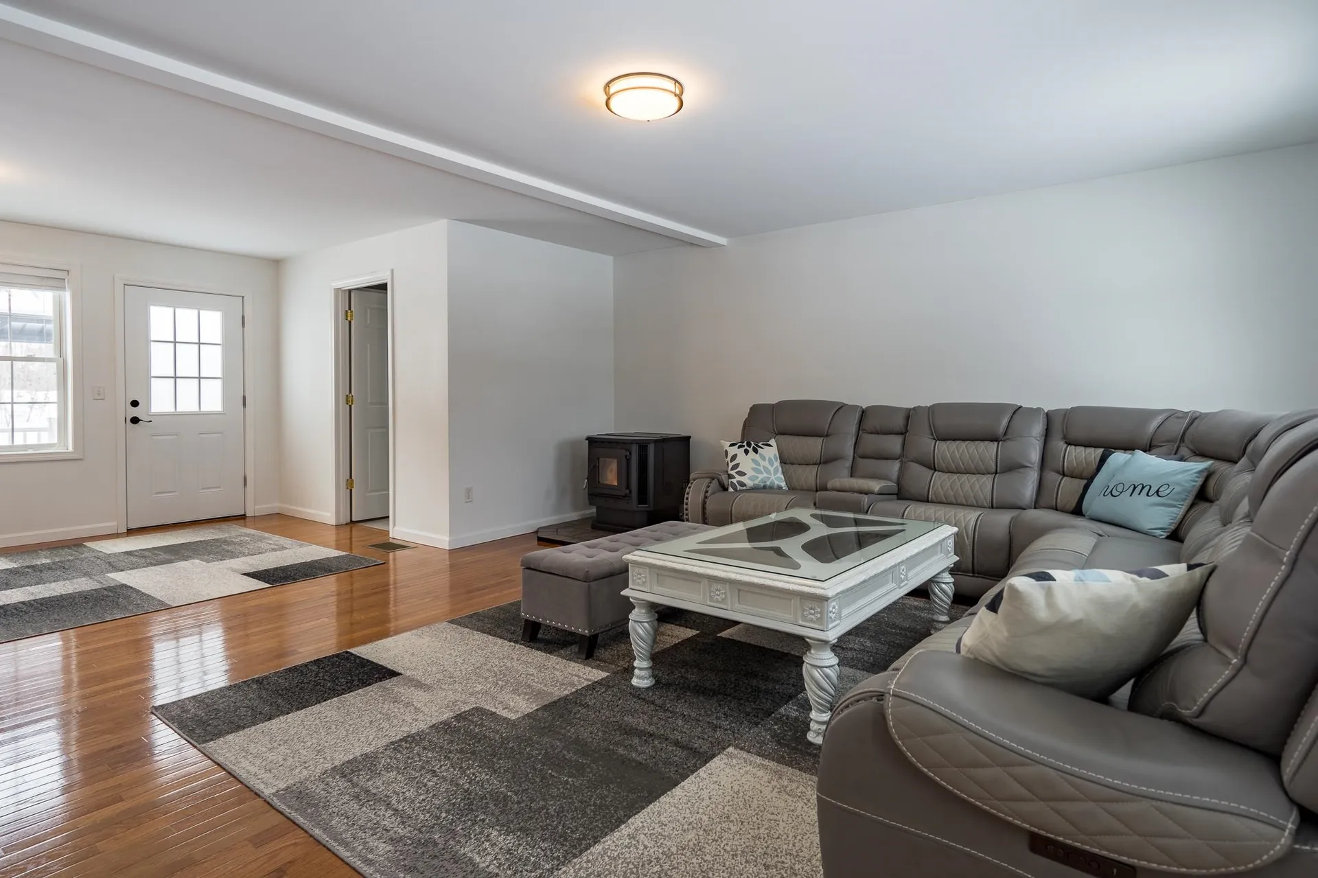 8 Fessenden Lane Weare NH 03281