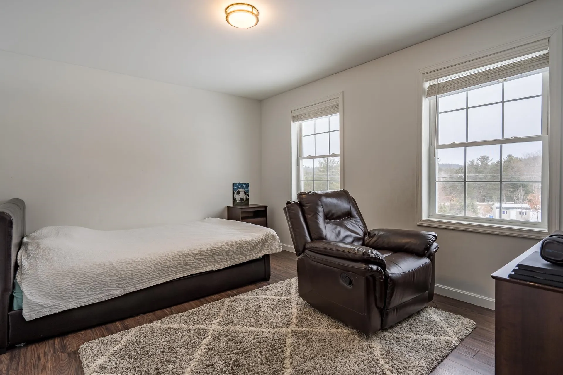 8 Fessenden Lane Weare NH 03281