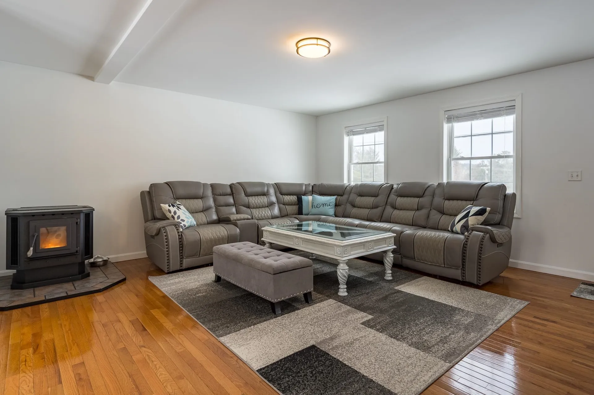 8 Fessenden Lane Weare NH 03281