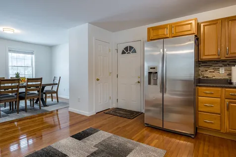 8 Fessenden Lane Weare NH 03281
