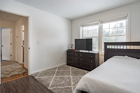 8 Fessenden Lane Weare NH 03281