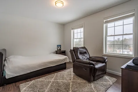 8 Fessenden Lane Weare NH 03281