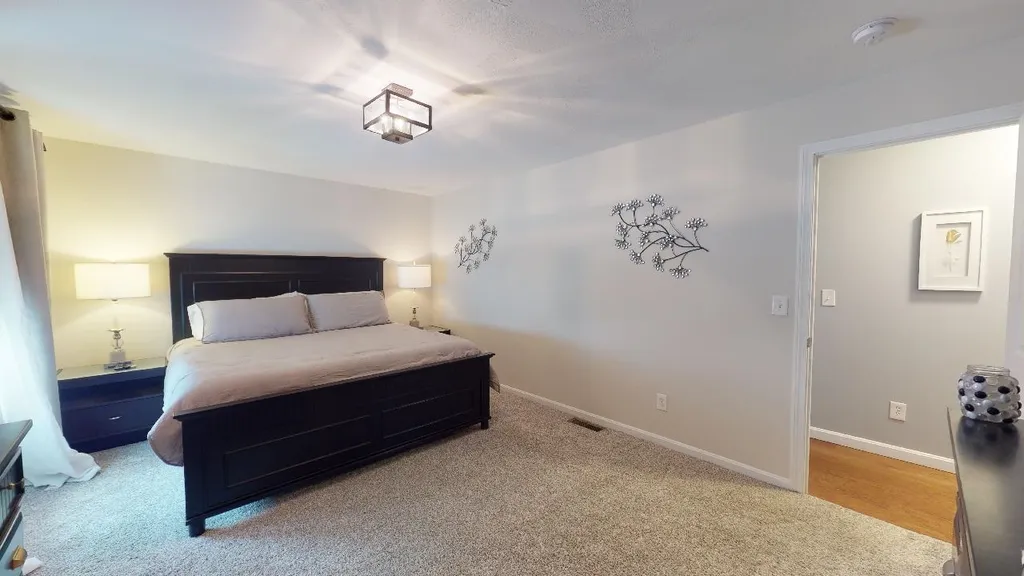 14 Richfield Way Wilton NH 03086