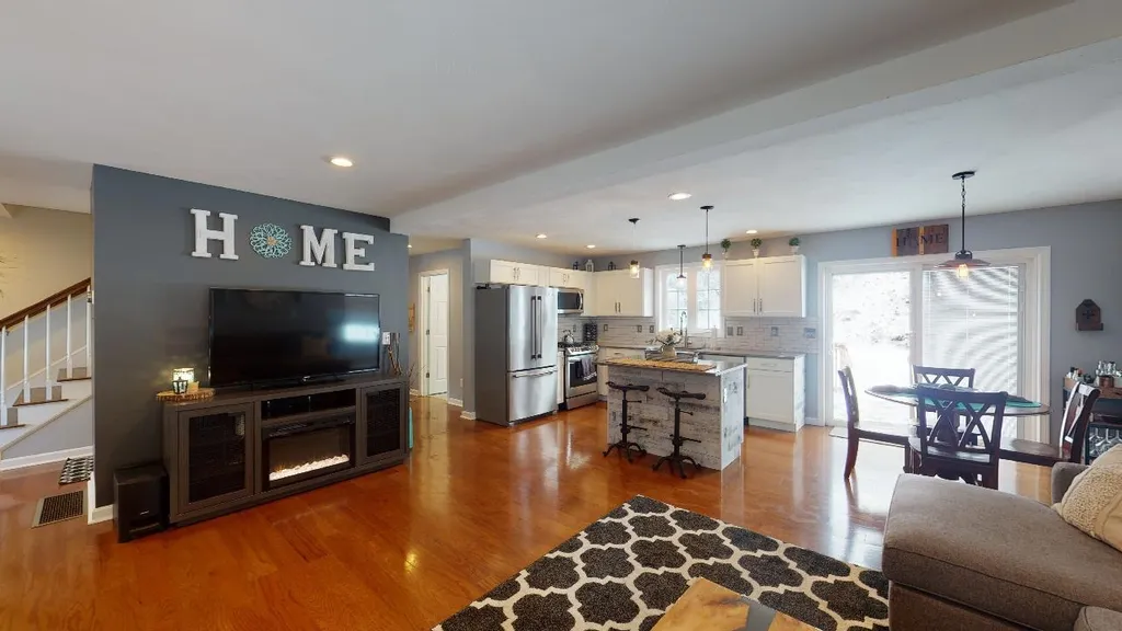 14 Richfield Way Wilton NH 03086