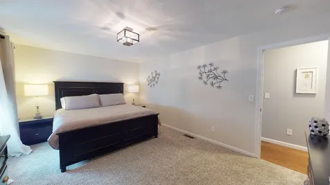 14 Richfield Way Wilton NH 03086