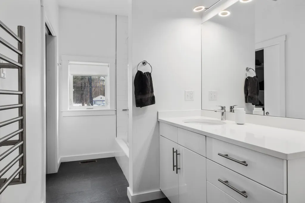 425 Wallis Road Rye NH 03870