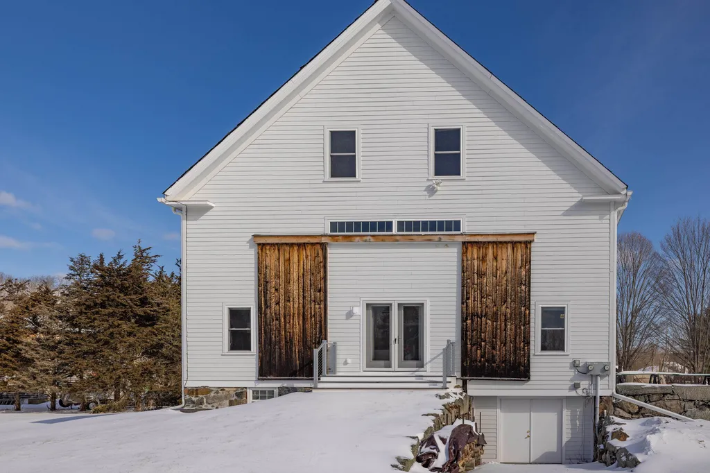 425 Wallis Road Rye NH 03870