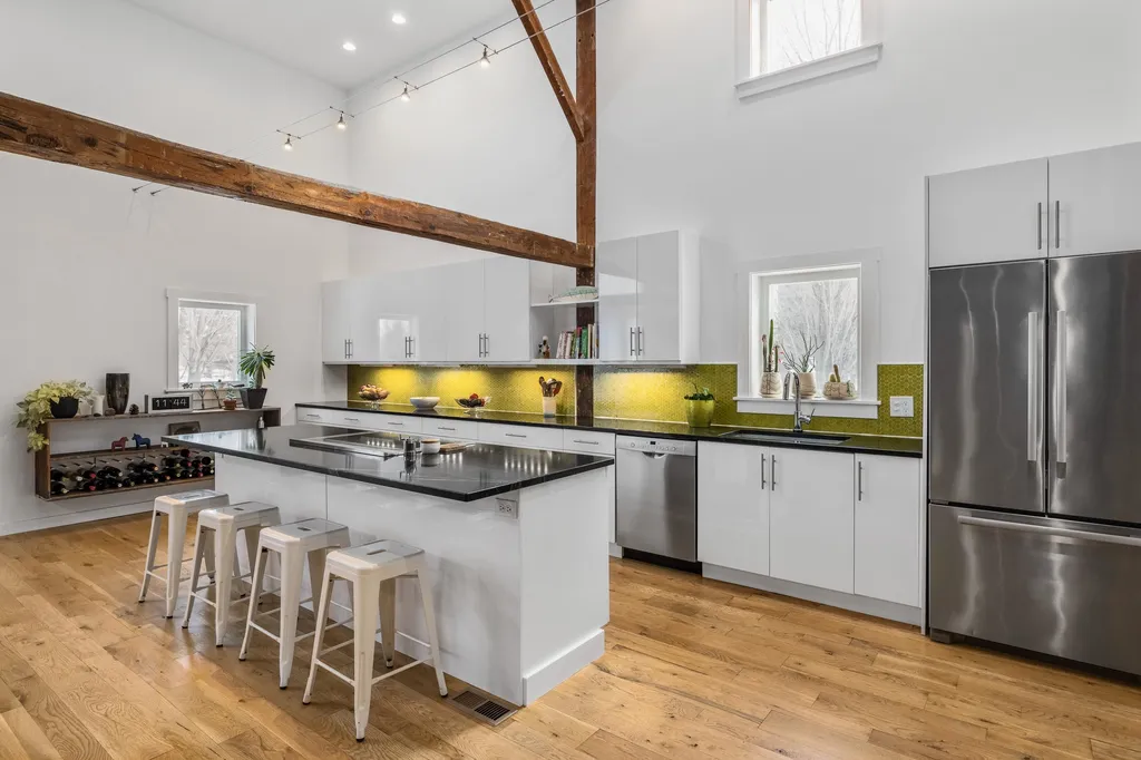 425 Wallis Road Rye NH 03870