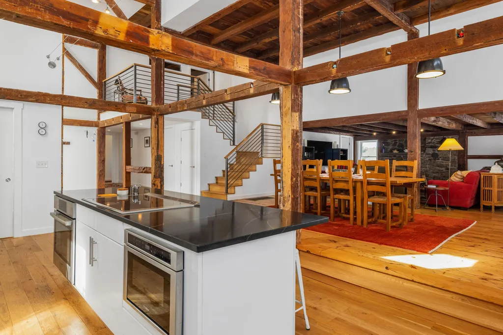 425 Wallis Road Rye NH 03870