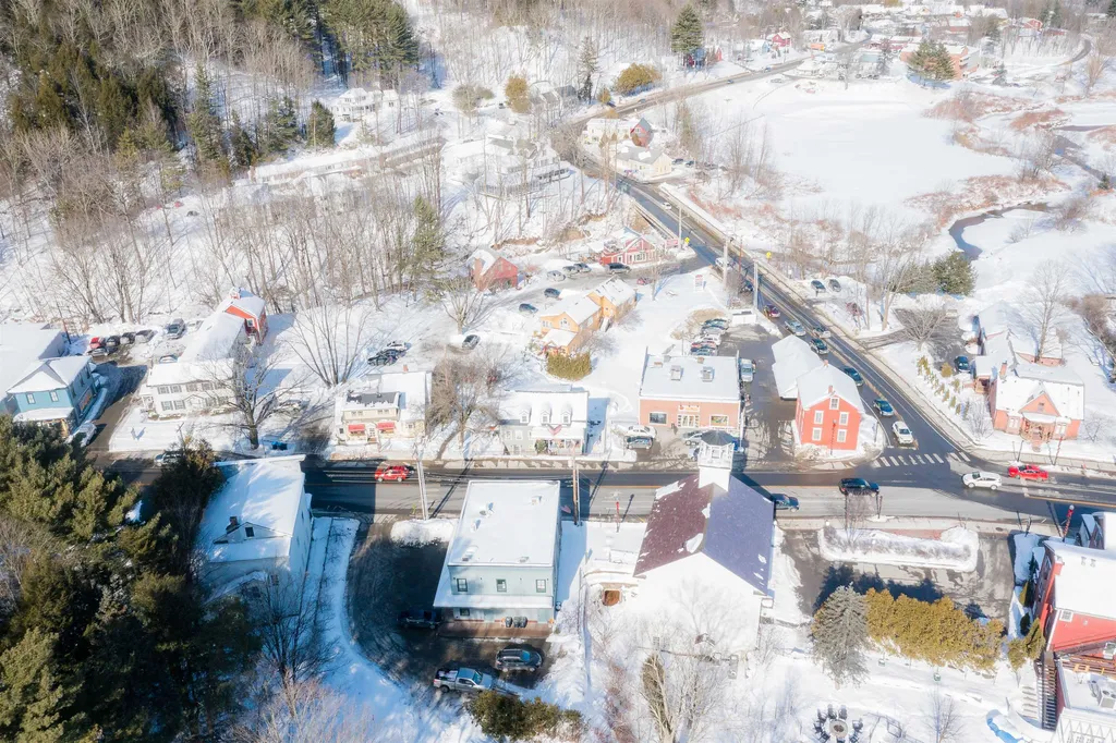 51 South Main Street Stowe VT 05672