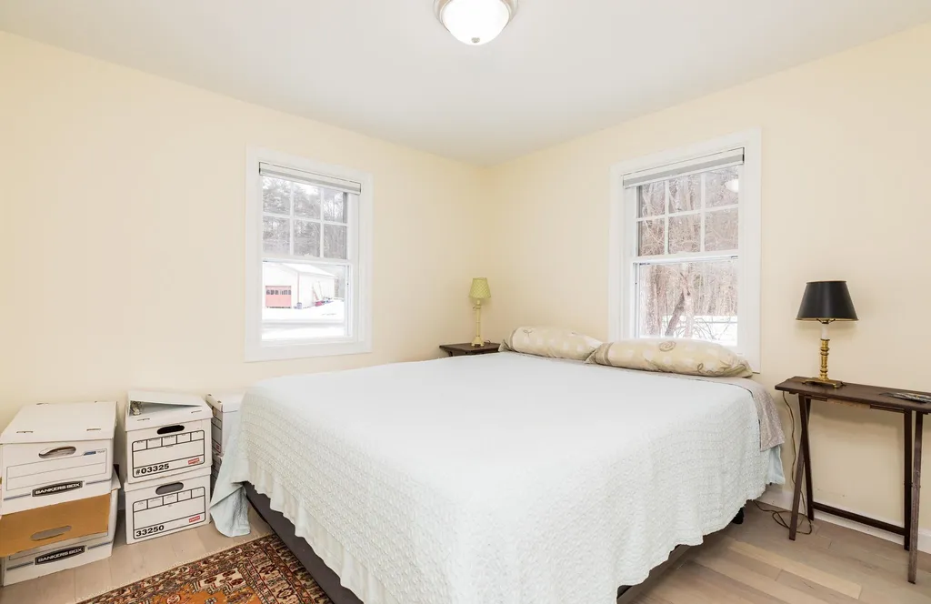 10 Beech Hill Road Exeter NH 03833