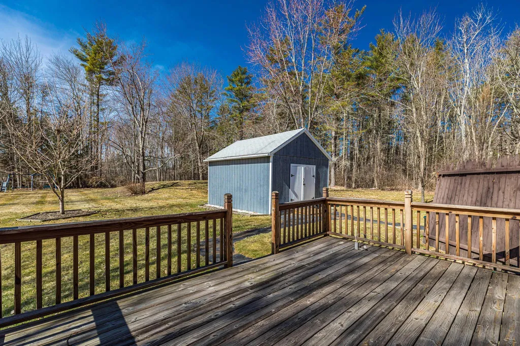10 Beech Hill Road Exeter NH 03833
