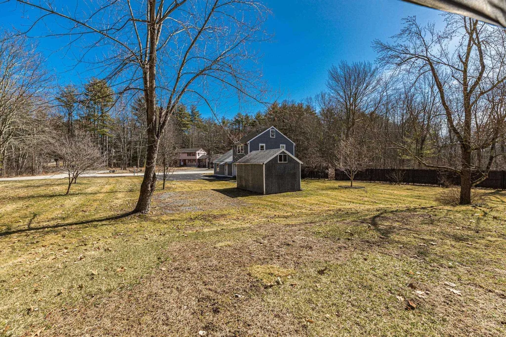 10 Beech Hill Road Exeter NH 03833