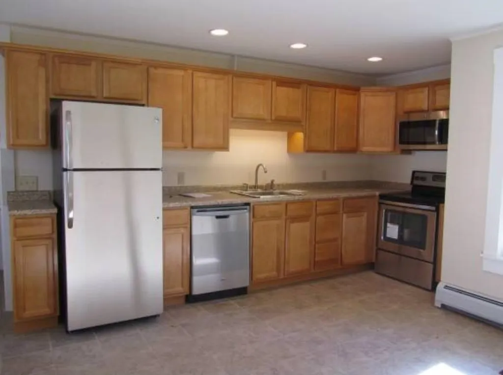 84 Carpenter Street Keene NH 03431