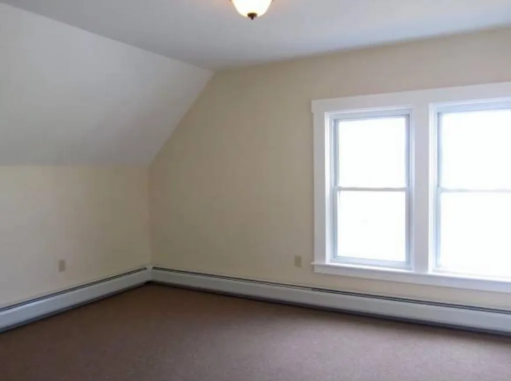 84 Carpenter Street Keene NH 03431