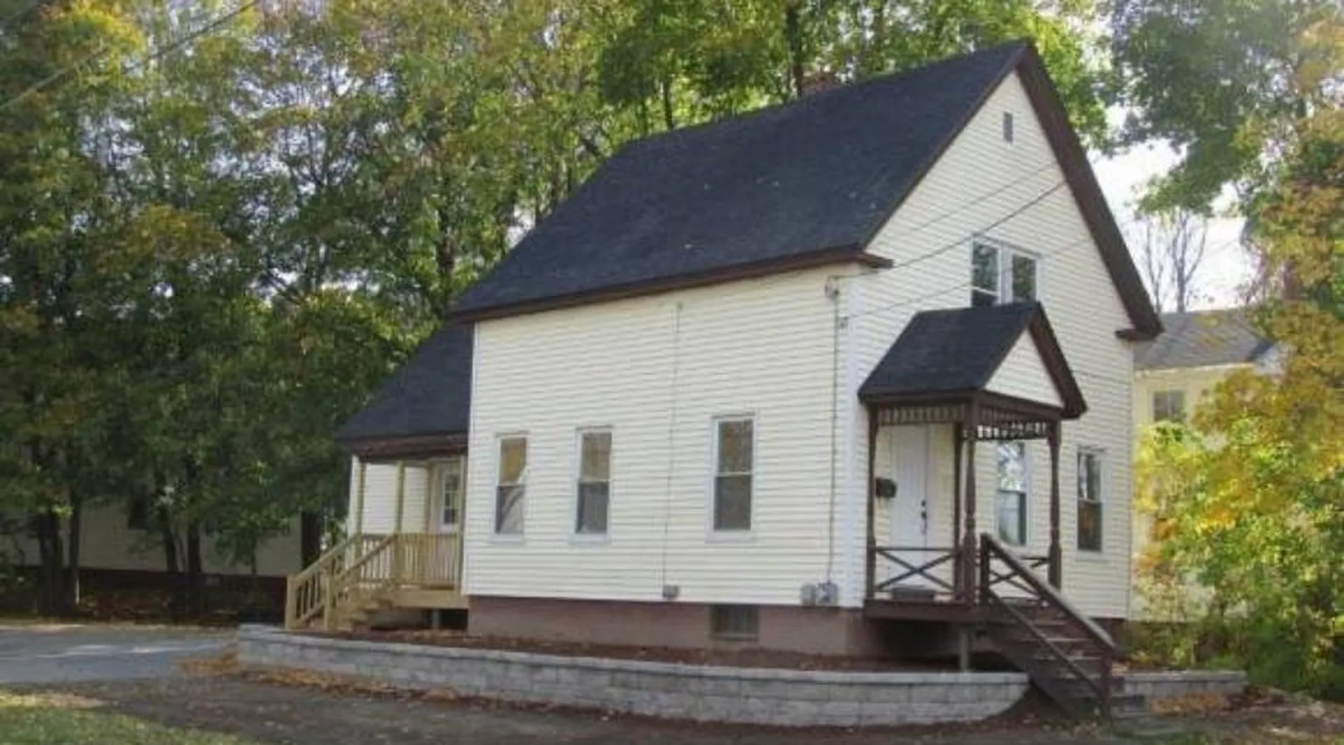 84 Carpenter Street Keene NH 03431