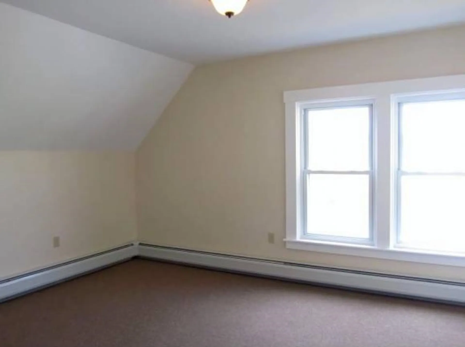 84 Carpenter Street Keene NH 03431