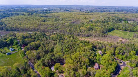 26 Payne Road York ME 03909