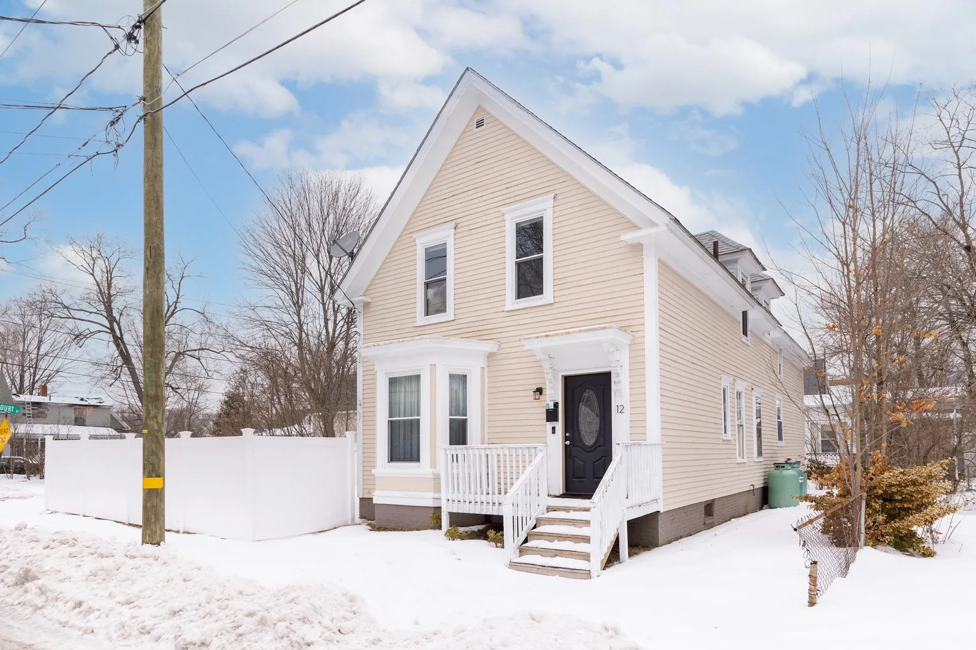 12 King Street Rochester NH 03867