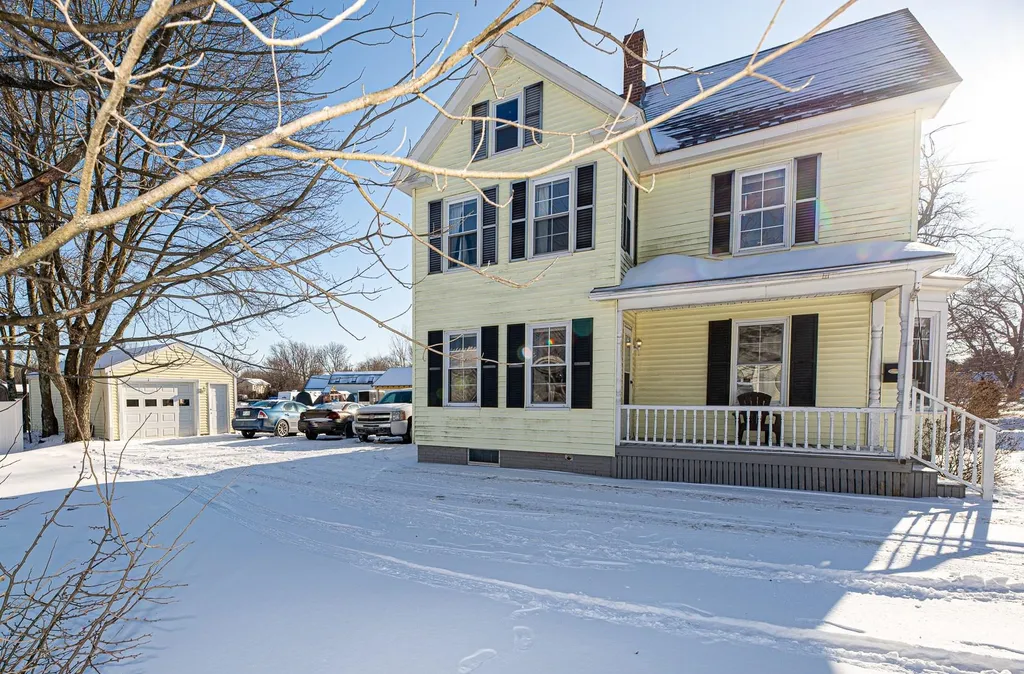 320 High Street Somersworth NH 03878