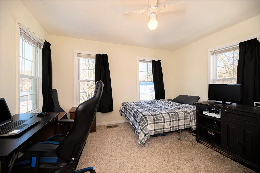 320 High Street Somersworth NH 03878