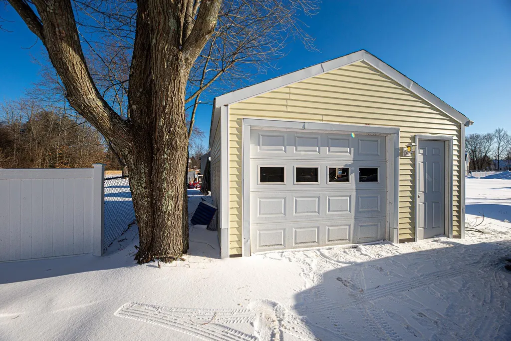 320 High Street Somersworth NH 03878