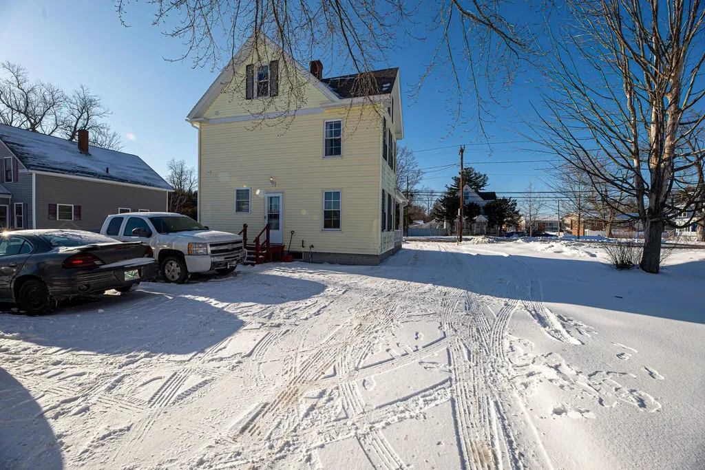 320 High Street Somersworth NH 03878