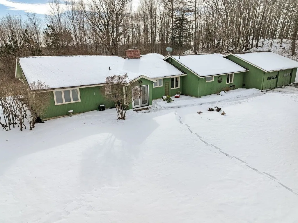 1557 Silver Street Hinesburg VT 05461