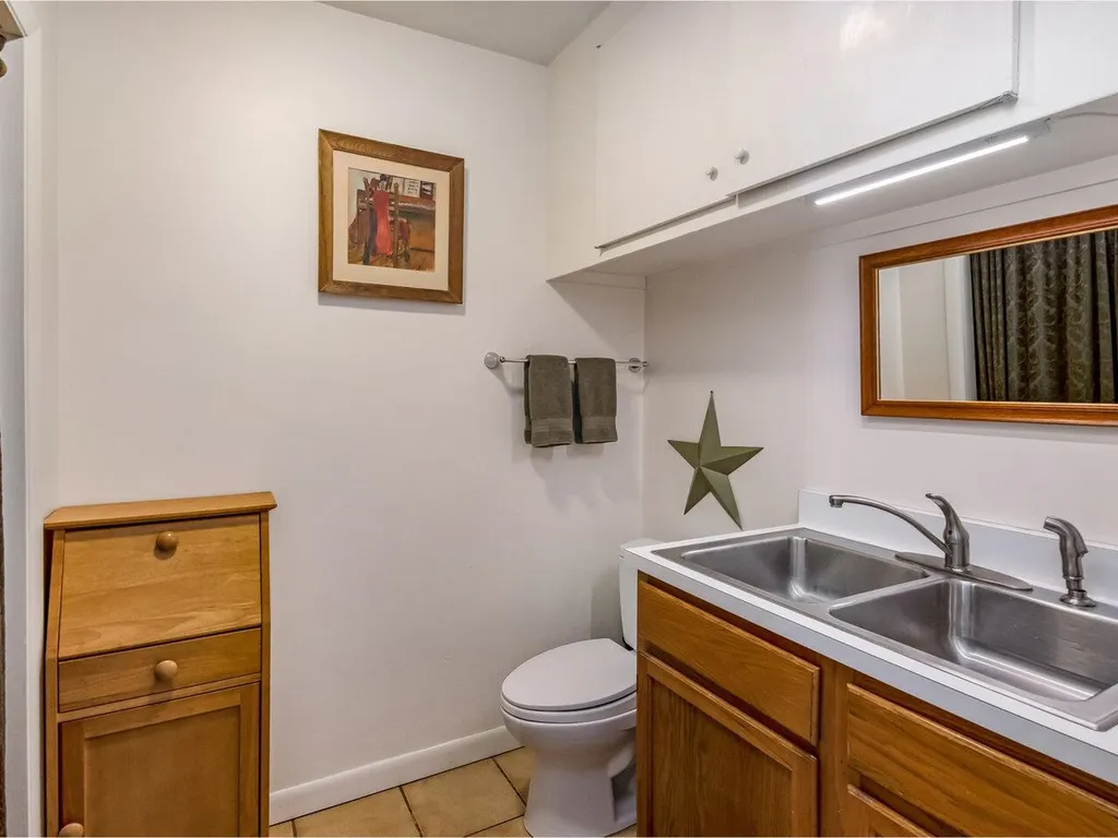 1557 Silver Street Hinesburg VT 05461