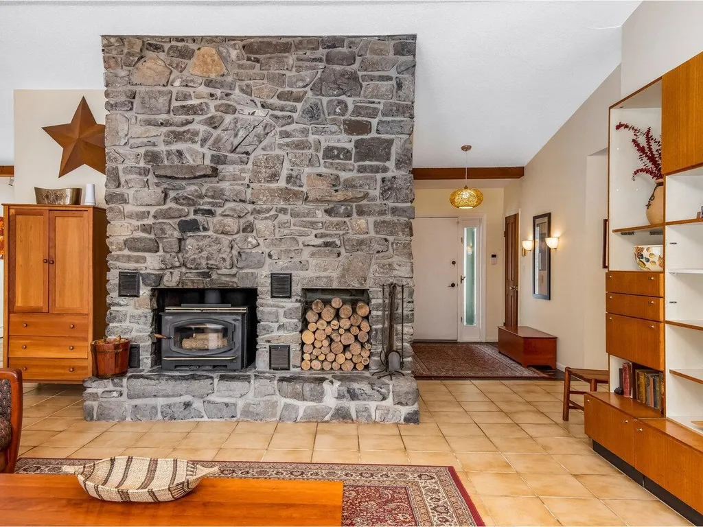 1557 Silver Street Hinesburg VT 05461
