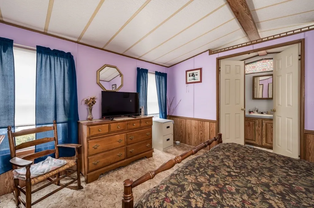 26 Lilac Drive Rochester NH 03867