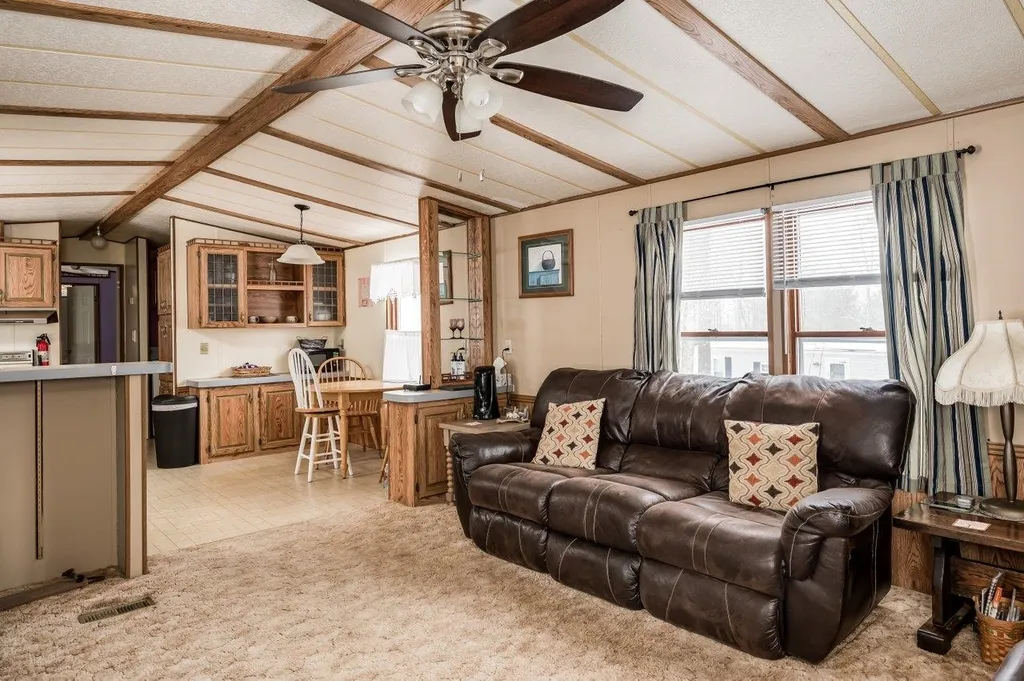 26 Lilac Drive Rochester NH 03867