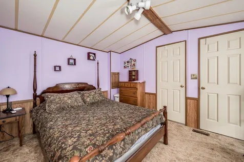 26 Lilac Drive Rochester NH 03867